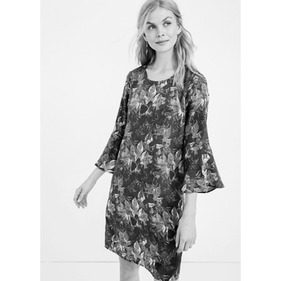 Garnet Hill 100% Silk Geometric Print 3/4 Bell Sleeve Shift Dress Size 6 - Picture 3 of 8